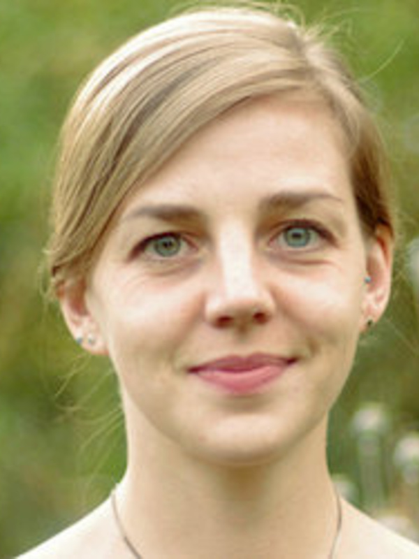  Eva Kreysing