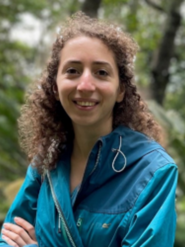  Layla  Malouf